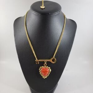 COPY - Betsey Johnson RARE VINTAGE Be My Valentine Vintage key necklace